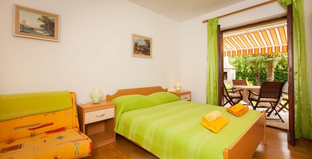 Apartments Hrvatin Ровінь Екстер'єр фото