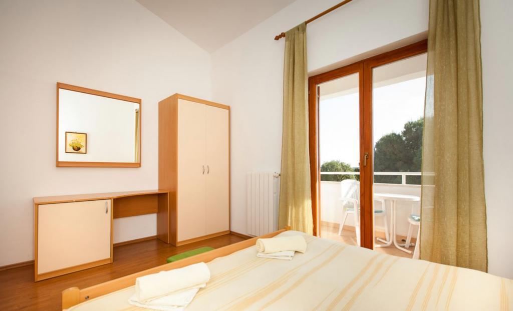 Apartments Hrvatin Ровінь Екстер'єр фото